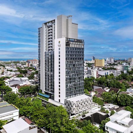 Hyatt Place Makassar Exterior foto