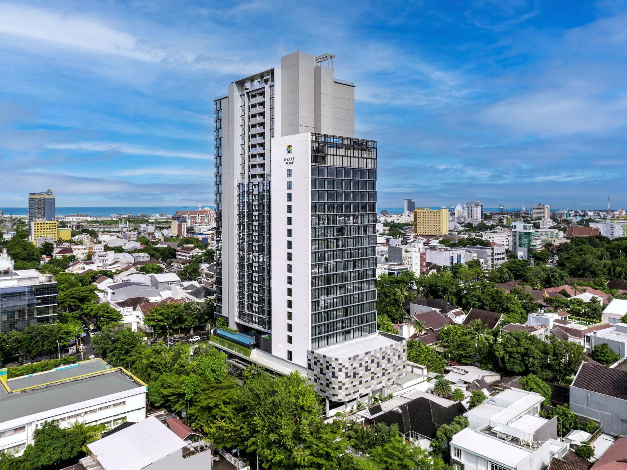Hyatt Place Makassar Exterior foto
